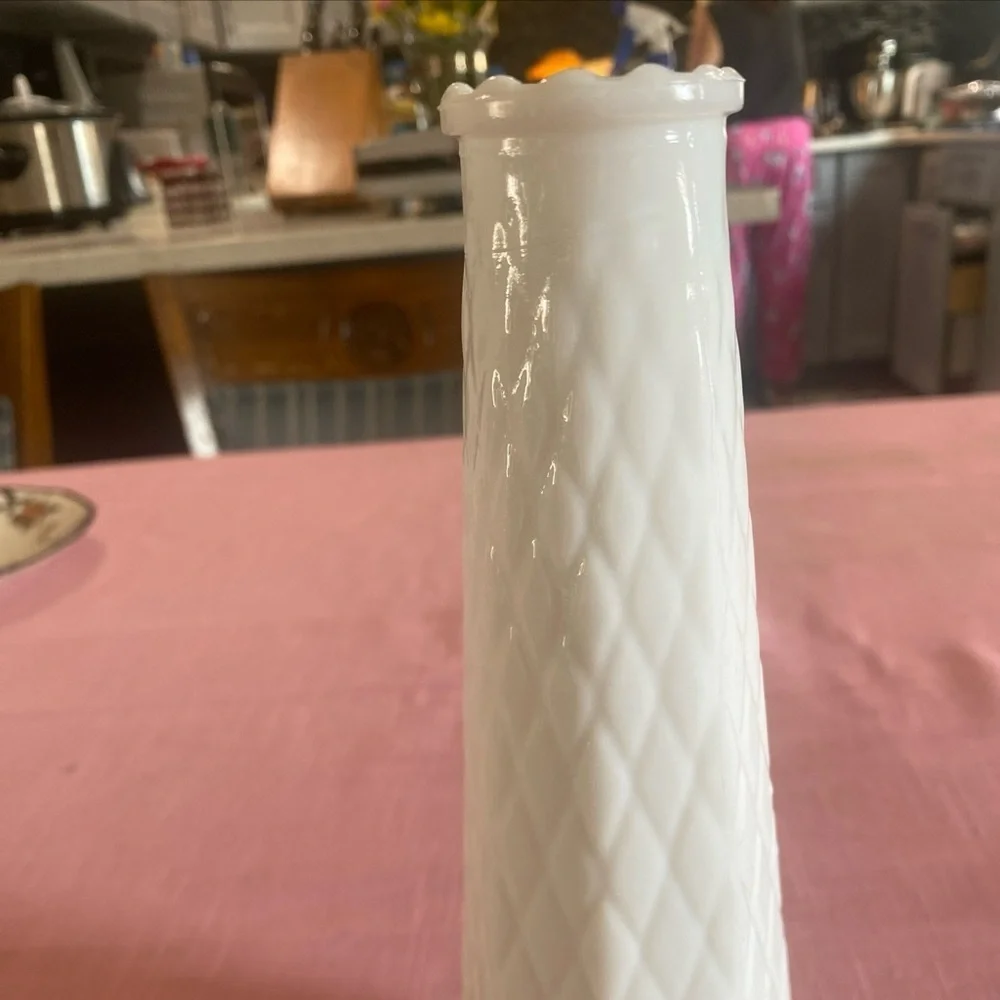 Vintage EO Brody Bud Vase White Milk Glass‎ Diamond Quilted Pattern 8 3/4